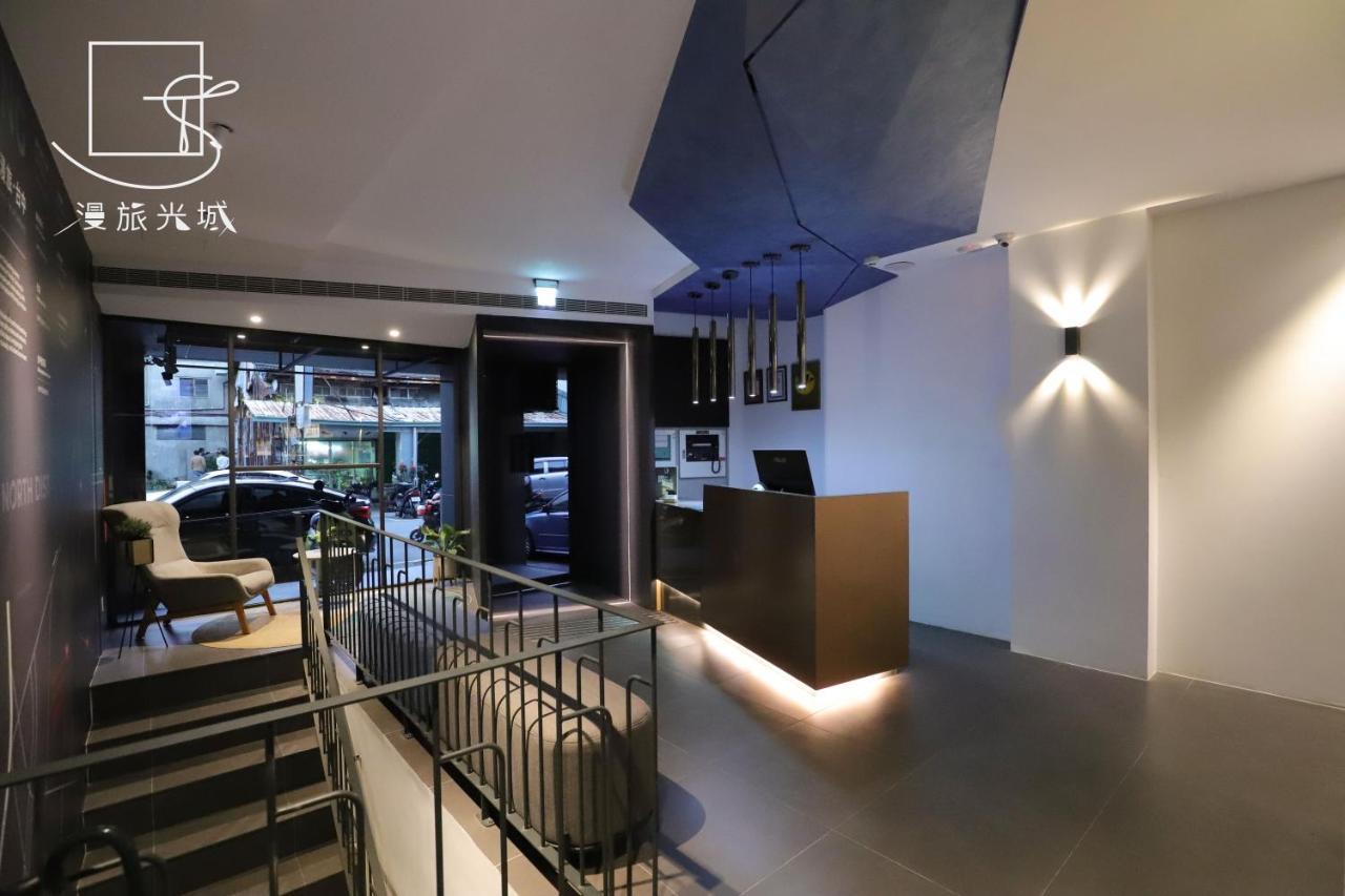Slow Town Hotel-Glowing Taichung Exterior foto
